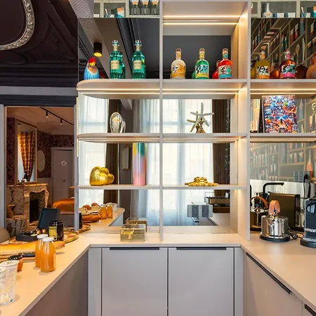 Apartment Emilia - De Prestige Au Coeur De