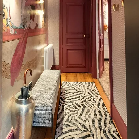 Emilia - De Prestige Au Coeur De Apartment *