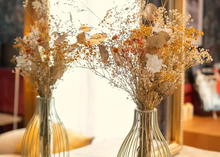 Emilia - De Prestige Au Coeur De