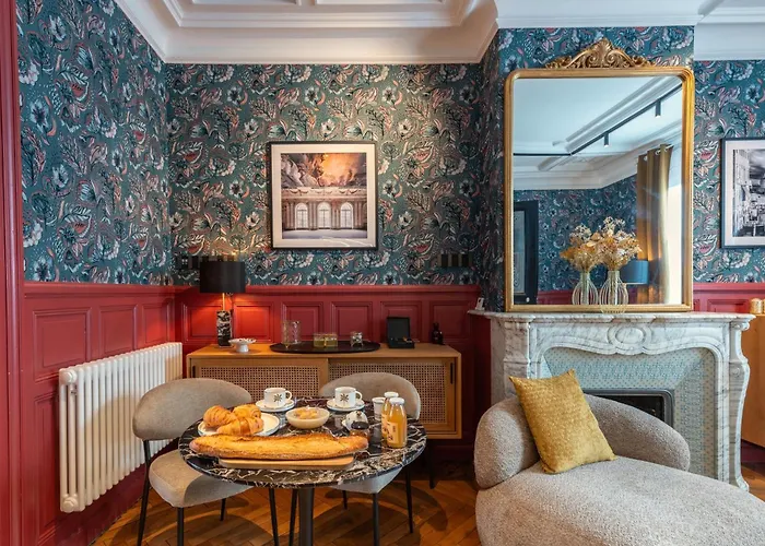 Emilia - De Prestige Au Coeur De *